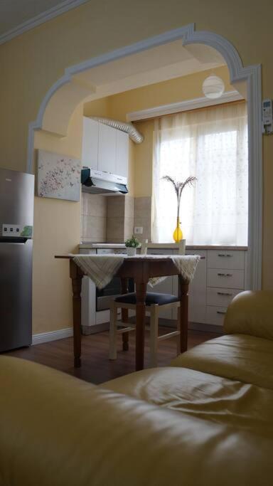 Alle'S M Shyri Studio Apartment Tirana Eksteriør billede