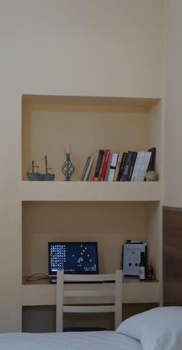 Alle'S M Shyri Studio Apartment Tirana Eksteriør billede